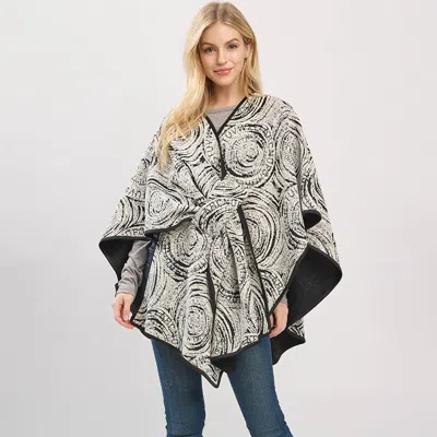 Truedames Geometric Print Poncho Wrap In White