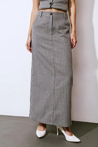 Truedames Get To The Point Woven Midi Skirt In Gray