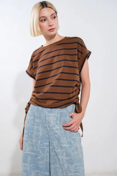Truedames Good Luck Charm Knit Top In Brown