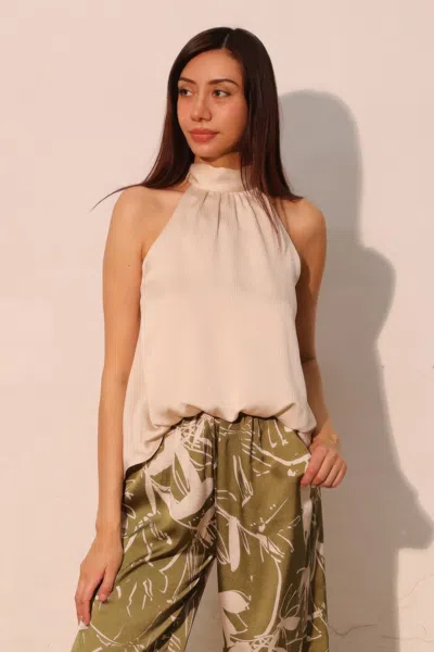 Truedames Hammered Satin Halter Bubble Top In Neutral
