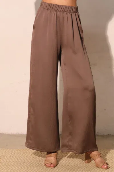Truedames Hammered Satin Pocket Pants In Brown