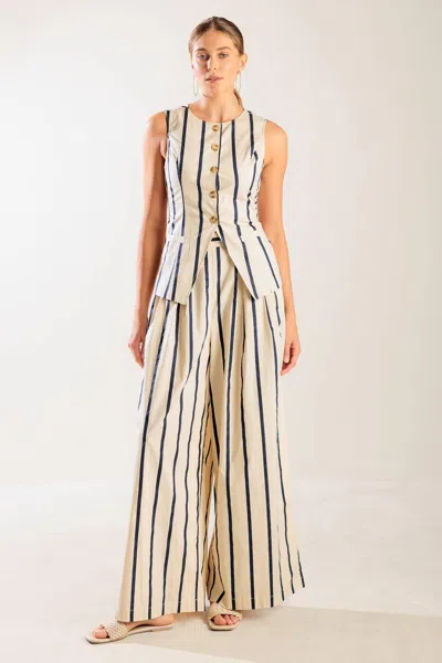 Truedames Here And Now Woven Vest In Multi