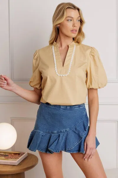 Truedames High Standards Woven Top In Beige