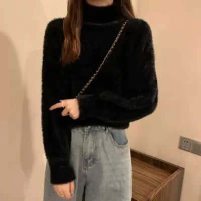 Truedames High-neck Faux Fur Knit Sweater In Black