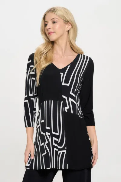 Truedames Hit Contrast V-neck Tunic Top In Black
