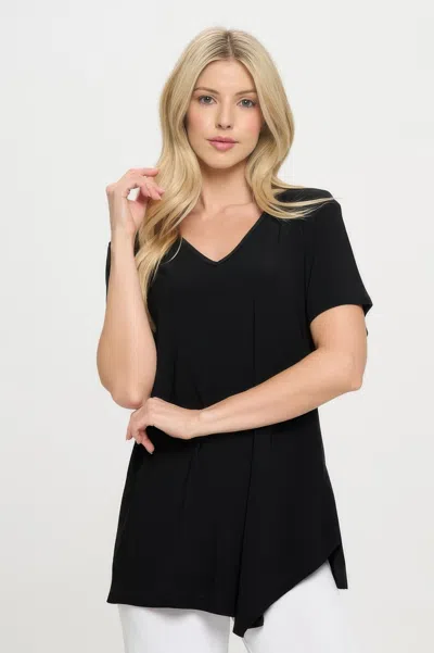 Truedames Hit Point V Neck Short Sleeve Top In Black