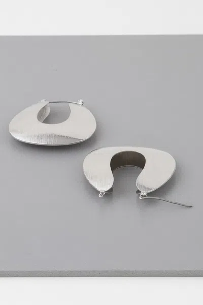 Truedames Hollow Arch Hoop Earrings In Silver