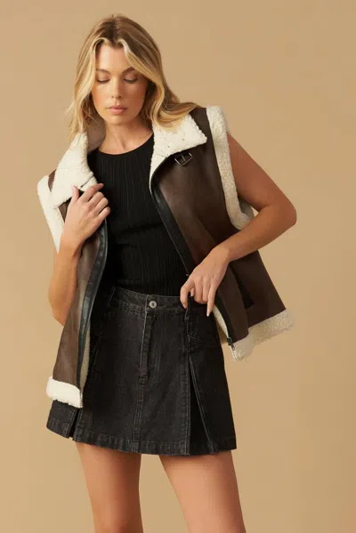 Truedames In Another Life Leather Vest In Brown
