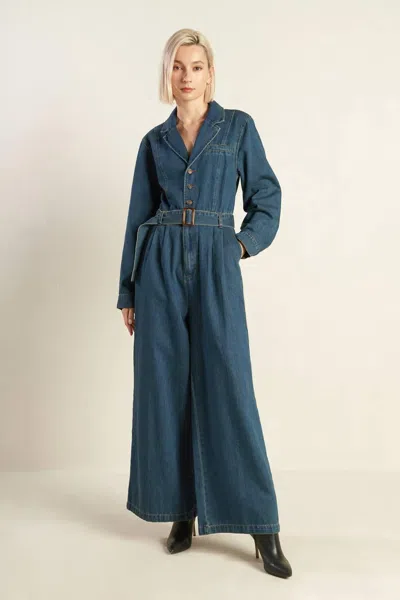 Truedames In The Details Denim Jumpsuit In Blue