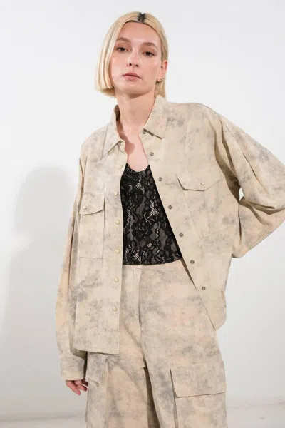 Truedames In The Spotlight Woven Top In Brown