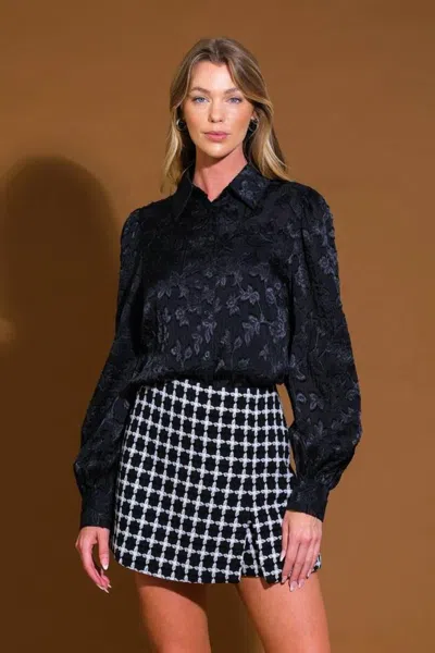 Truedames Incredible Love Jacquard Woven Top In Black