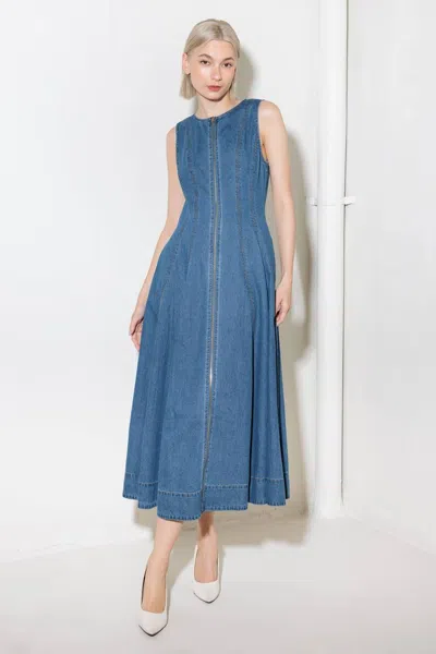 Truedames Irresistibly Poised Denim Midi Dress In Blue