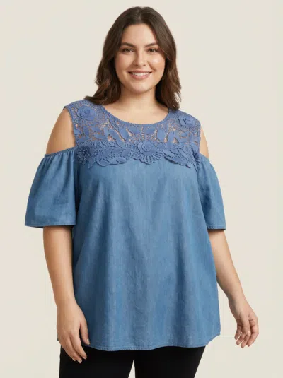 Truedames Lace Yoke Cold-shoulder Chambray Blouse In Blue
