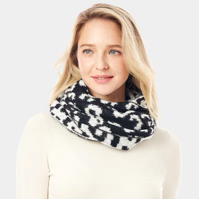 Truedames Leopard Print Infinity Scarf In White