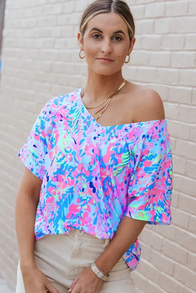 Truedames Loose Painted Floral Tee In Blue