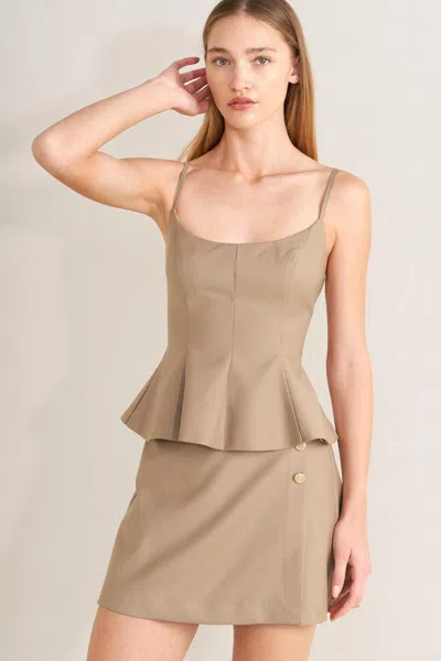 Truedames Manhattan Peplum Woven Cami Top In Multi