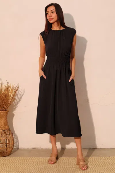 Truedames Matte Crepe Ruched Elastic Midi Dress In Black