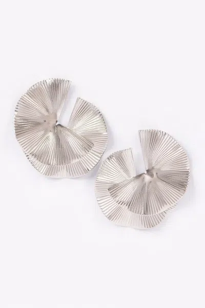 Truedames Metal Earring In Silver