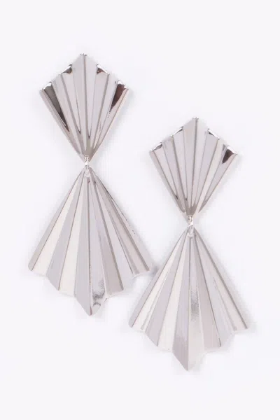 Truedames Metal Gold Plated Earring In Silver