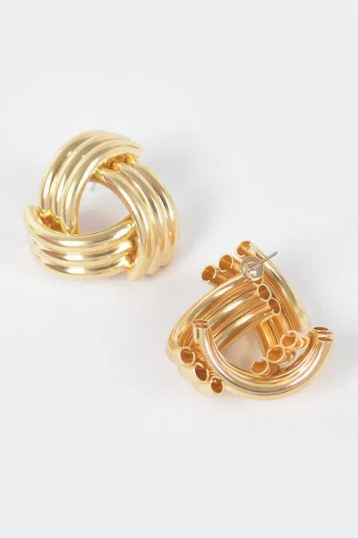 Truedames Metal Stud Earring In Gold