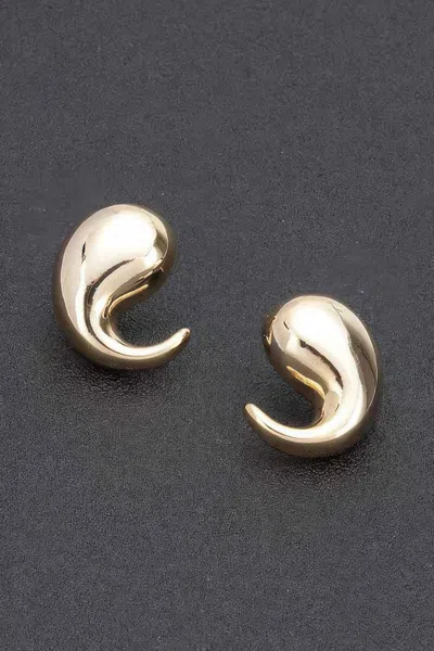 Truedames Metal Vintage Stud Earring In Gold