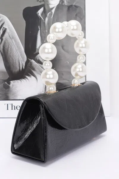 Truedames Metallic Pearl Handle Flap Bag In Black