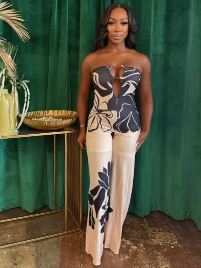 Truedames Midnight Bloom Halter Jumpsuit In Green