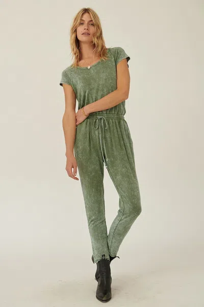 Truedames Mineral Washed Finish Knit Jumpsuit In Green