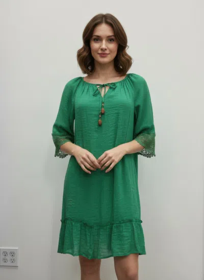 Truedames Mlle Gabrielle Solid Elbow Sleeve Dress In Green