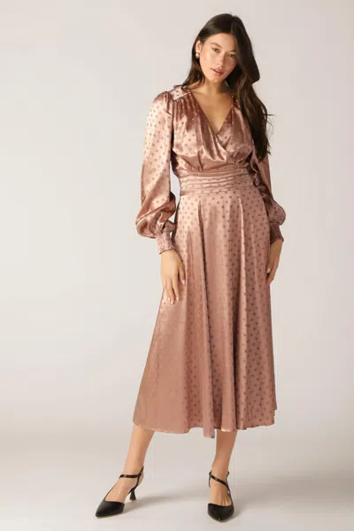 Truedames Moments Of Clarity Woven Midi Dress In Brown