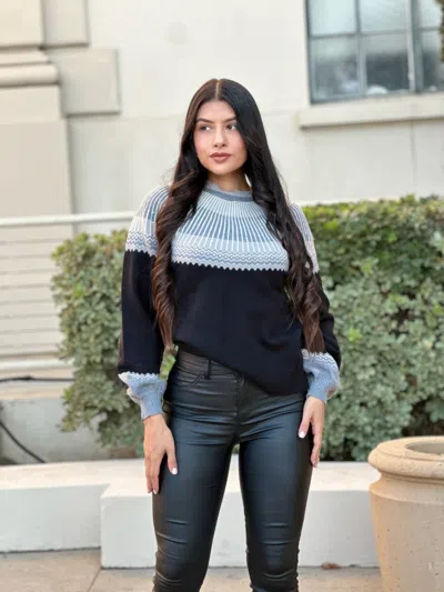 Truedames Neutral Color Block Knit Pull Out Sweater In Blue