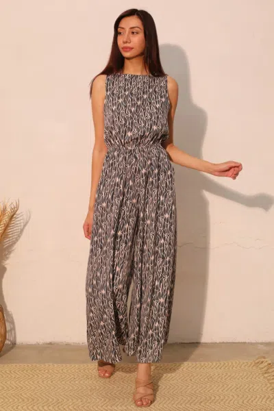 Truedames Night Meadow Sleeveless Bubble Jumpsuit In Multi