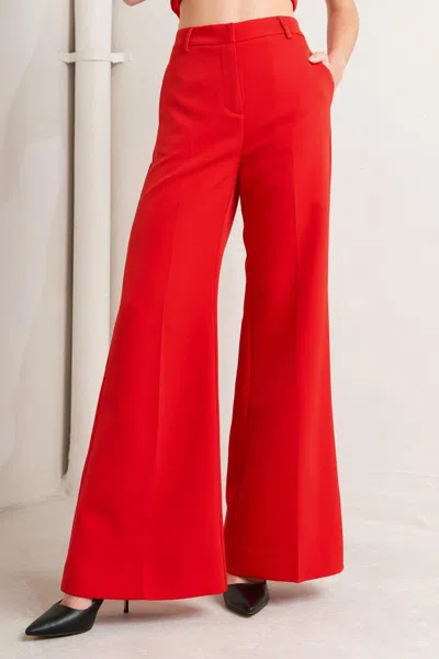 Truedames Noir Contour Woven Pants In Red