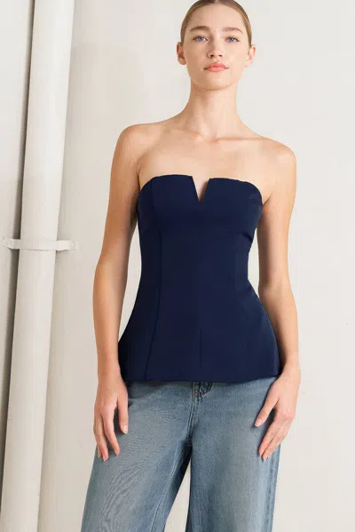 Truedames Noir Contour Woven Top In Blue