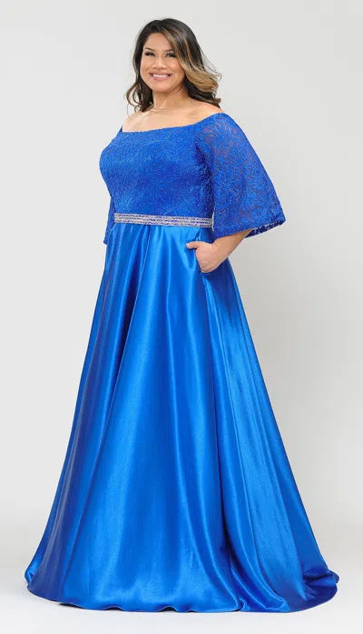 Truedames Off The Shoulder Plus Size Gown In Blue