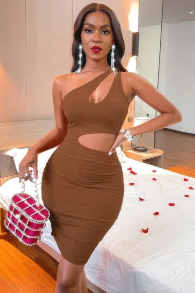 Truedames One Shoulder Sleeveless Cutout Bodycon Dress In Brown