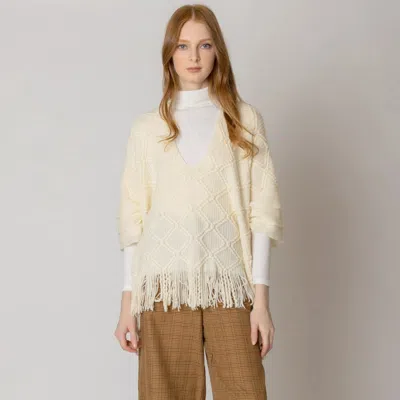 Truedames Pattern Detailed Crochet Poncho In Beige