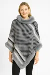 Truedames Patterned Knit Poncho With Faux Fur Trim In Pink