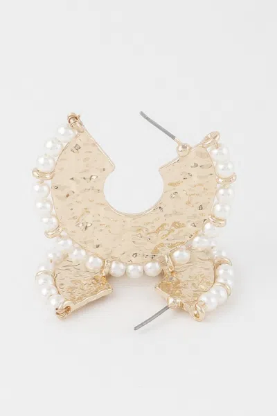Truedames Pearl Hammered Hoop Earrings In Gold