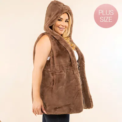Truedames Plus Size Faux Fur Hooded Vest In Brown