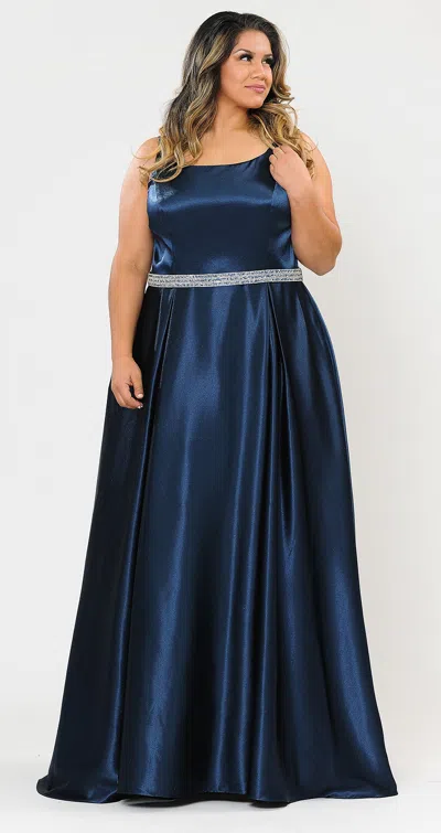 Truedames Plus Size Sleeveless Formal Dress In Blue