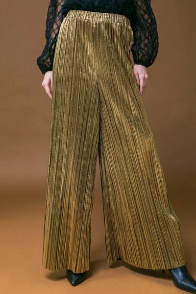 Truedames Porch Swing Kisses Woven Pants In Gold