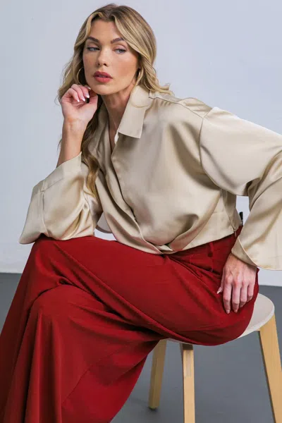 Truedames Powerful Charm Woven Satin Top In White