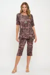 Truedames Print Bns Capri Pants Set In Brown