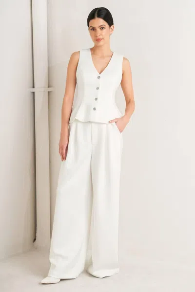 Truedames Pure Elegance Woven Vest In White