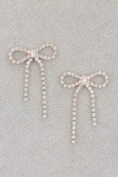 Truedames Rhinestone Ribbon Earring In Silver