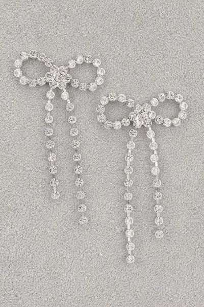 Truedames Rhinestone Ribbon Earring In Silver