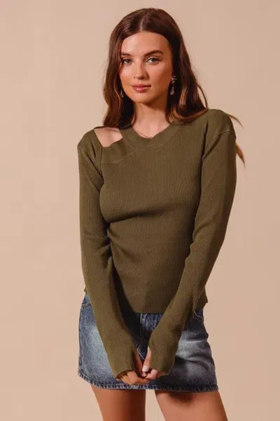 Truedames Rib Knit Top With Shoulder Cut Out In Green