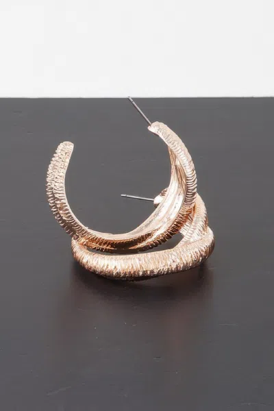 Truedames Ribbed Intertwined Hoop Earrings In Gold