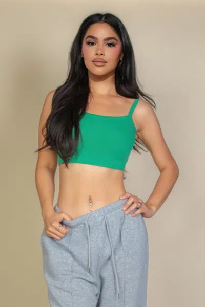 Truedames Ribbed Knit Cami Crop Top In Green